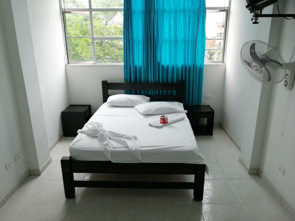 Hotel Ariari Azul Villavicencio Bagian luar foto